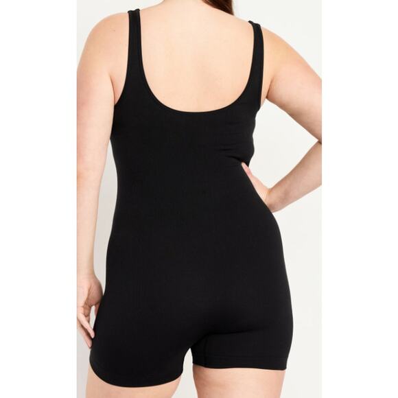 Old Navy Womens Black Seamless Ribbed Tank Top Bodysuit NEW Large - Picture 2 of 9